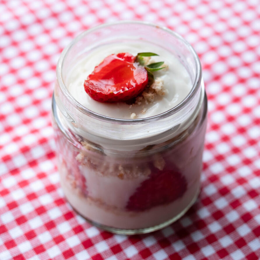 Strawberry Mola - £7.99